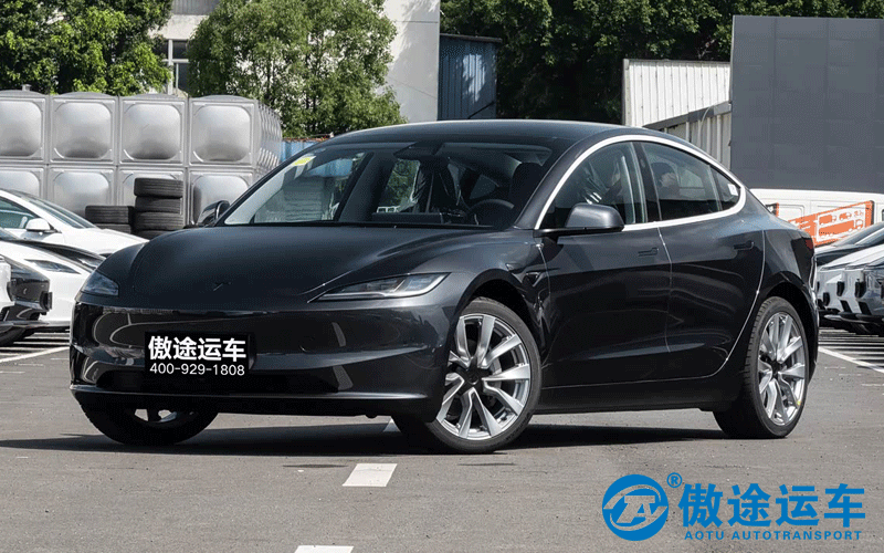 特斯拉Model3-1.png